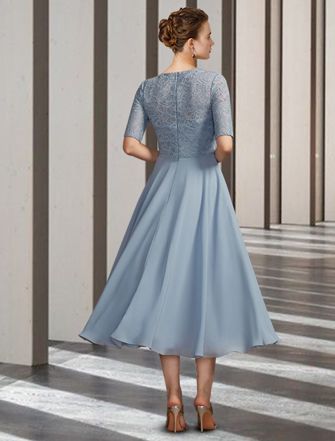 Abito da madre della sposa a trapezio, elegante, con scollo gioiello, lunghezza tè, in chiffon, pizzo, maniche corte con arricciature